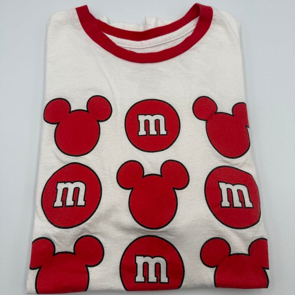 Disney m&ms mickey mouse cotton Size medium. Please see measurements for best fi